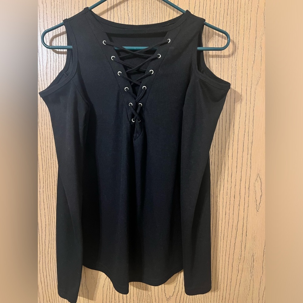 Cold shoulder lace up long sleeve